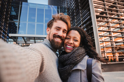 Como Descobrir Se Meu Namorado ou Namorada Está Me Traindo: Estratégias e Conselhos