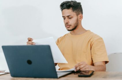 Educação Financeira para Jovens: Preparando a Juventude para o Futuro